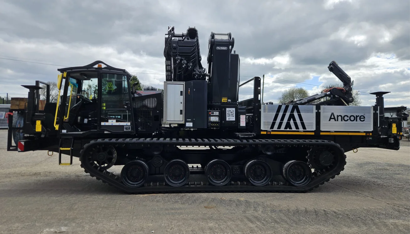 Tracked Crawler Crane